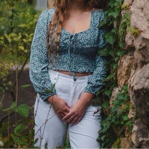 Romwe long sleeve size medium shirt